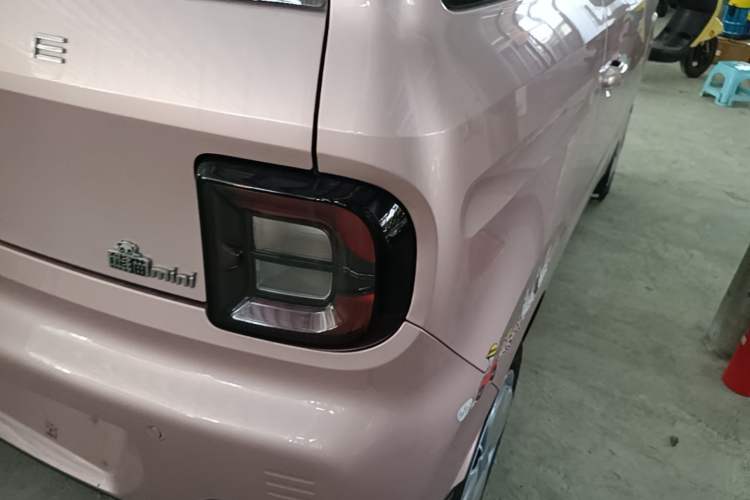 Used Geely Galaxy Panda 2023 Panda Mini 200km Endurance Bear Exterior 3