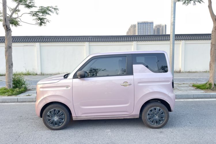 Used Geely Galaxy Panda 2023 Panda Mini 200km Endurance Bear Exterior 4