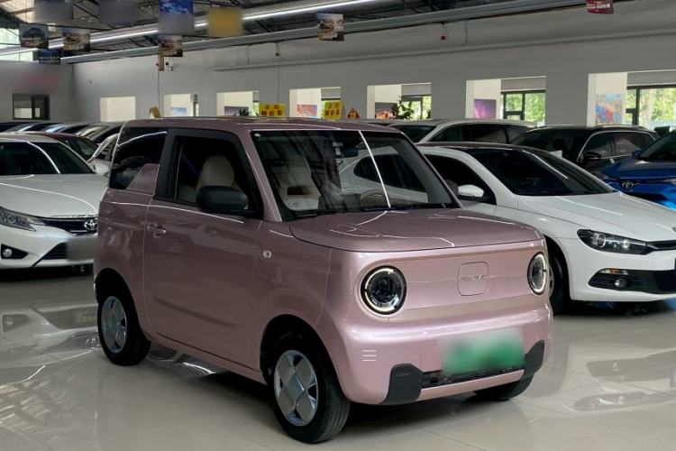 Used Geely Galaxy Panda 2023 Panda Mini 200km Endurance Bear Exterior 4