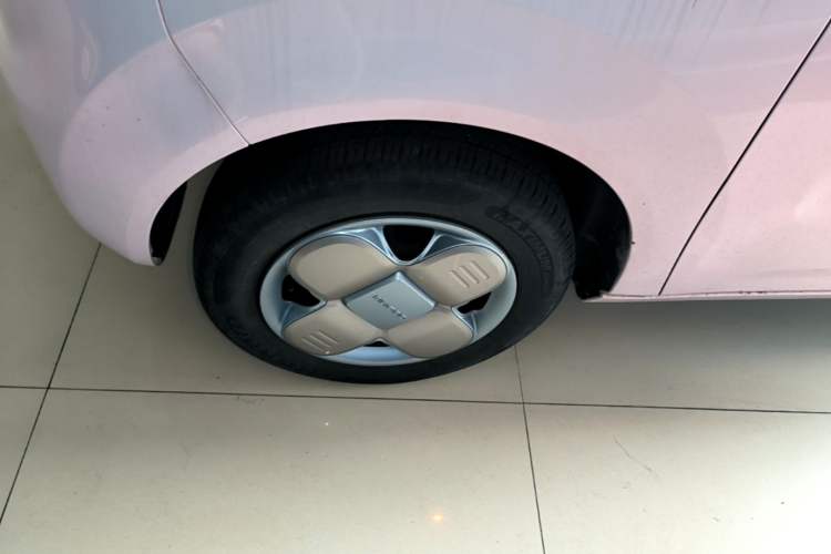 Used Geely Galaxy Panda 2023 Panda Mini 200km Endurance Bear Exterior 4