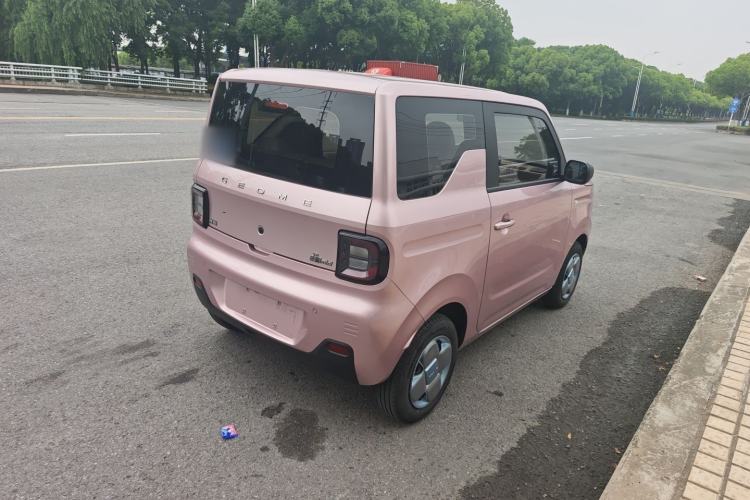 Used Geely Galaxy Panda 2023 Panda Mini 200km Endurance Bear Exterior 4