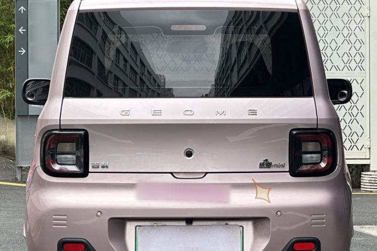 Used Geely Galaxy Panda 2023 Panda Mini 200km Endurance Bear Exterior 4