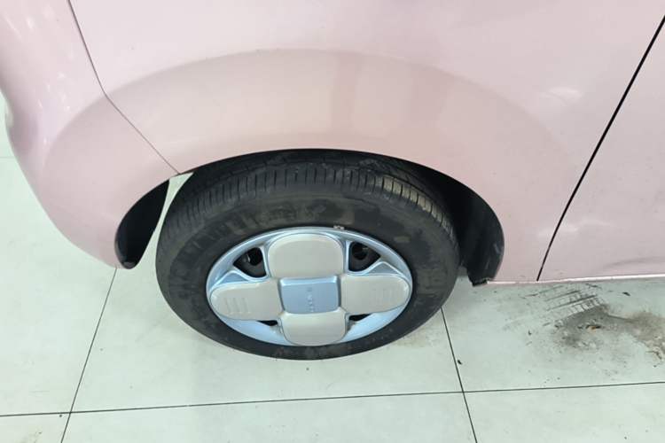 Used Geely Galaxy Panda 2023 Panda Mini 200km Endurance Bear Exterior 4