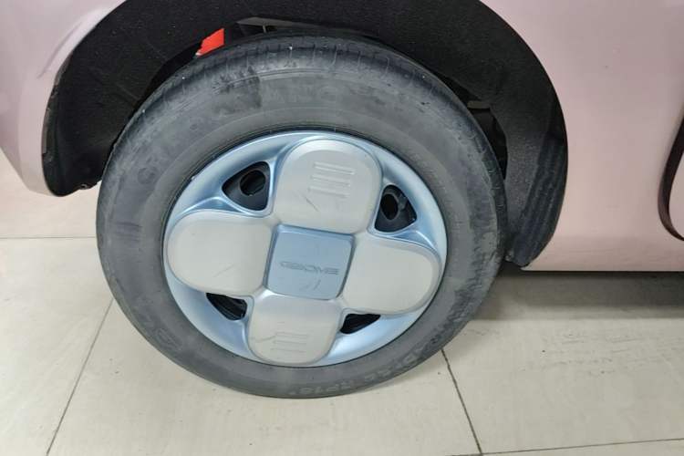 Used Geely Galaxy Panda 2023 Panda Mini 200km Endurance Bear Exterior 5