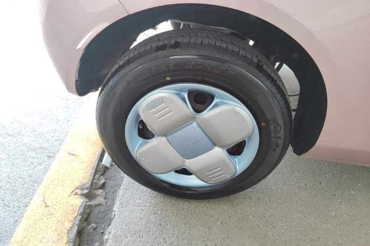 Used Geely Galaxy Panda 2023 Panda Mini 200km Endurance Bear Exterior 5