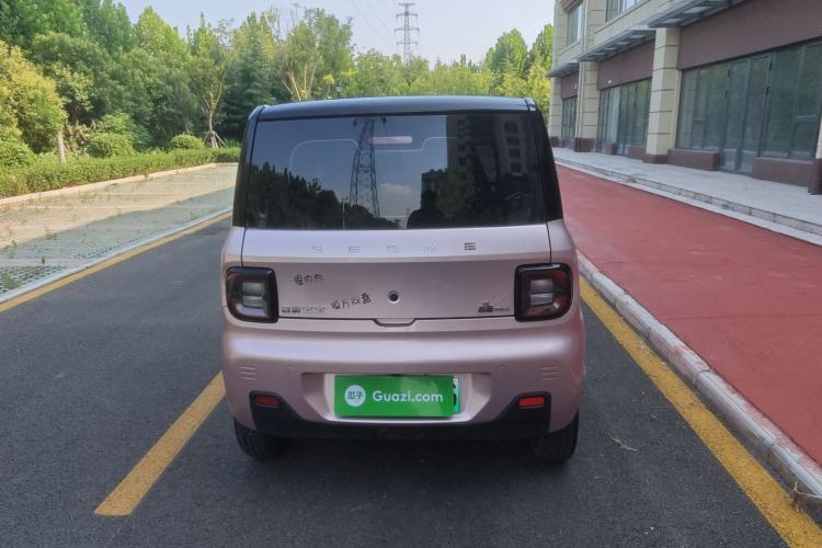 Used Geely Galaxy Panda 2023 Panda Mini 200km Endurance Bear Exterior 5