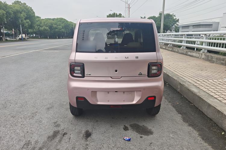 Used Geely Galaxy Panda 2023 Panda Mini 200km Endurance Bear Exterior 5
