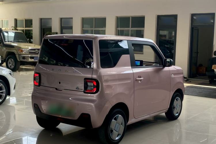 Used Geely Galaxy Panda 2023 Panda Mini 200km Endurance Bear Exterior 5