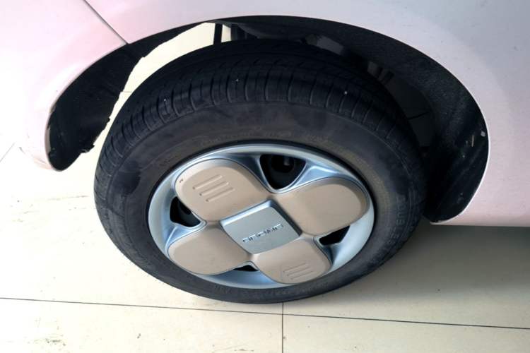 Used Geely Galaxy Panda 2023 Panda Mini 200km Endurance Bear Exterior 5