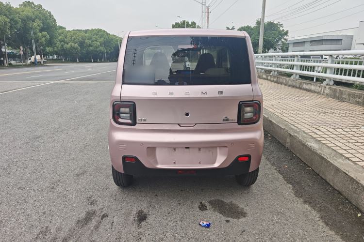 Used Geely Galaxy Panda 2023 Panda Mini 200km Endurance Bear Exterior 5