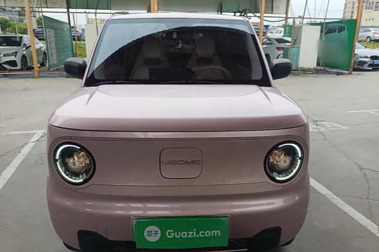 Used Geely Galaxy Panda 2023 Panda Mini 200km Endurance Bear Front