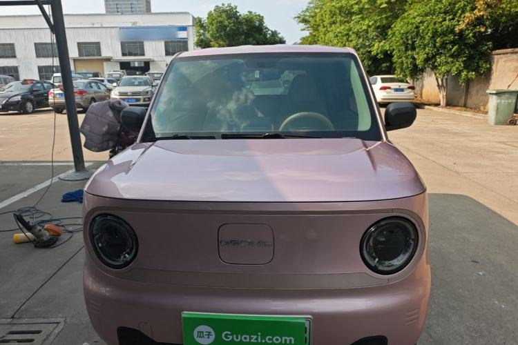 Used Geely Galaxy Panda 2023 Panda Mini 200km Endurance Bear Front