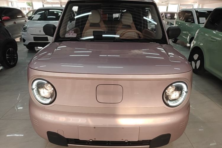 Used Geely Galaxy Panda 2023 Panda Mini 200km Endurance Bear Front
