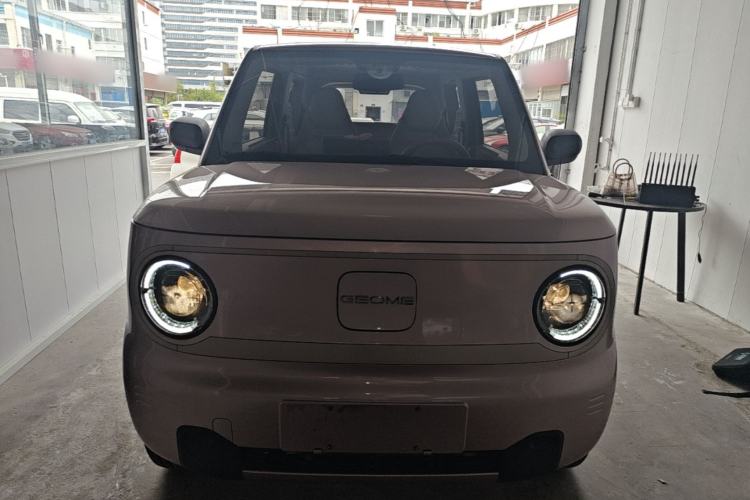 Used Geely Galaxy Panda 2023 Panda Mini 200km Endurance Bear Front