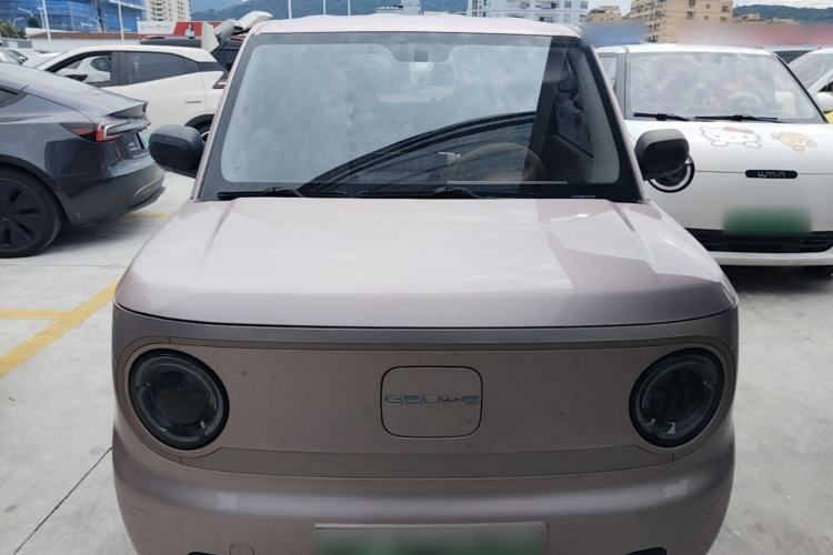 Used Geely Galaxy Panda 2023 Panda Mini 200km Endurance Bear Front