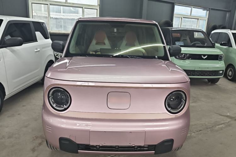 Used Geely Galaxy Panda 2023 Panda Mini 200km Endurance Bear Front