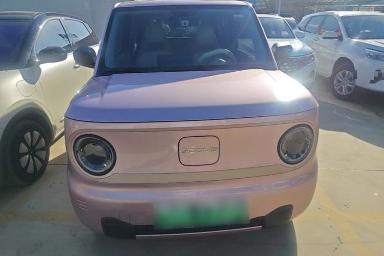 Used Geely Galaxy Panda 2023 Panda Mini 200km Endurance Bear Front