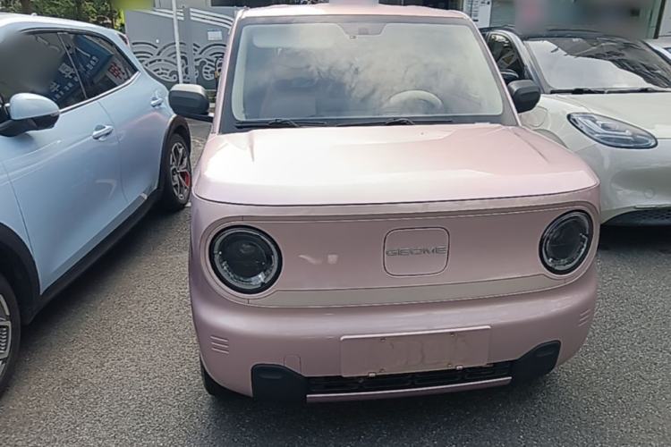 Used Geely Galaxy Panda 2023 Panda Mini 200km Endurance Bear Front