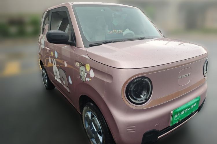 Used Geely Galaxy Panda 2023 Panda Mini 200km Endurance Bear Front Right 45 Deg