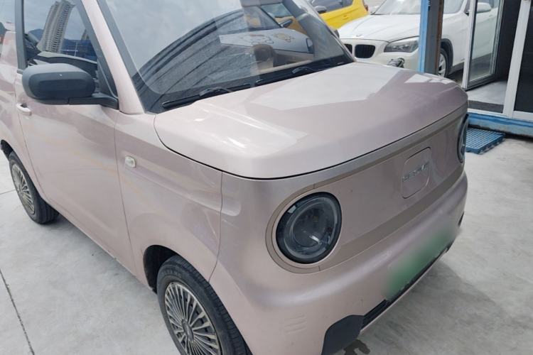 Used Geely Galaxy Panda 2023 Panda Mini 200km Endurance Bear Front Right 45 Deg