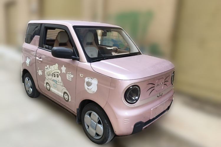 Used Geely Galaxy Panda 2023 Panda Mini 200km Endurance Bear Front Right 45 Deg