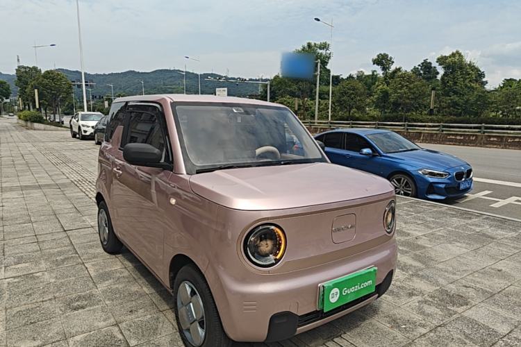 Used Geely Galaxy Panda 2023 Panda Mini 200km Endurance Bear Front Right 45 Deg
