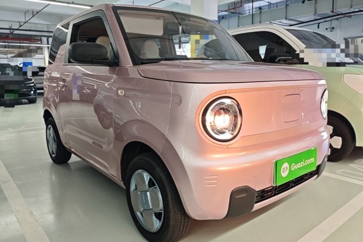Used Geely Galaxy Panda 2023 Panda Mini 200km Endurance Bear Front Right 45 Deg