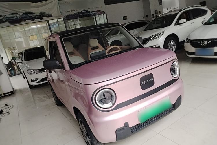 Used Geely Galaxy Panda 2023 Panda Mini 200km Endurance Bear Front Right 45 Deg