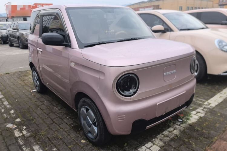 Used Geely Galaxy Panda 2023 Panda Mini 200km Endurance Bear Front Right 45 Deg
