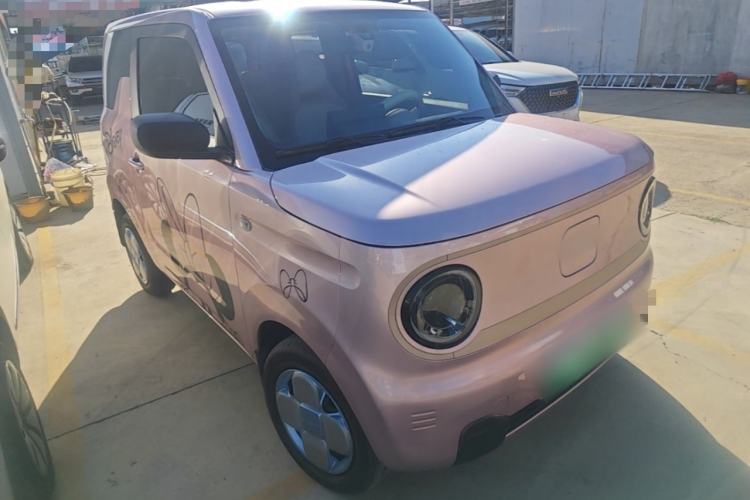 Used Geely Galaxy Panda 2023 Panda Mini 200km Endurance Bear Front Right 45 Deg