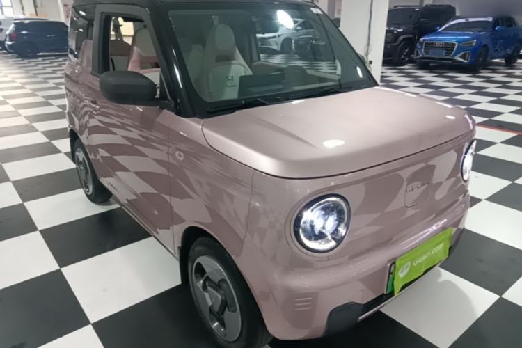 Used Geely Galaxy Panda 2023 Panda Mini 200km Dynamic Bear Front Right 45 Deg