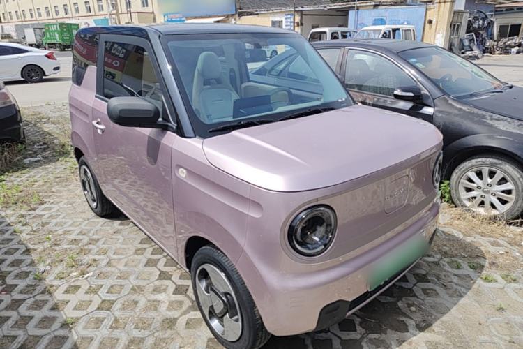 Used Geely Galaxy Panda 2023 Panda Mini 200km Dynamic Bear Front Right 45 Deg