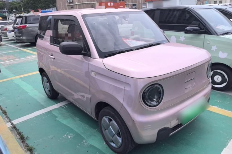 Used Geely Galaxy Panda 2023 Panda Mini 200km Endurance Bear Front Right 45 Deg