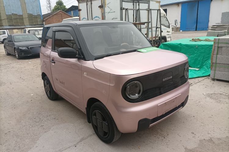 Used Geely Galaxy Panda 2023 Panda Mini 200km Little Yellow Duck Limited Edition — Happy as Can Be Front Right 45 Deg
