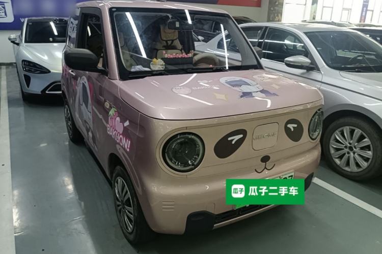 Used Geely Galaxy Panda 2023 Panda Mini 200km Endurance Bear Front Right 45 Deg