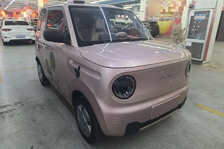 Used Geely Galaxy Panda 2023 Panda Mini 200km Endurance Bear Front Right 45 Deg