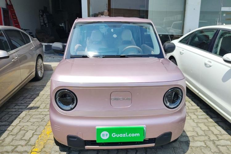 Used Geely Galaxy Panda 2023 Panda Mini 200km Endurance Bear Front
