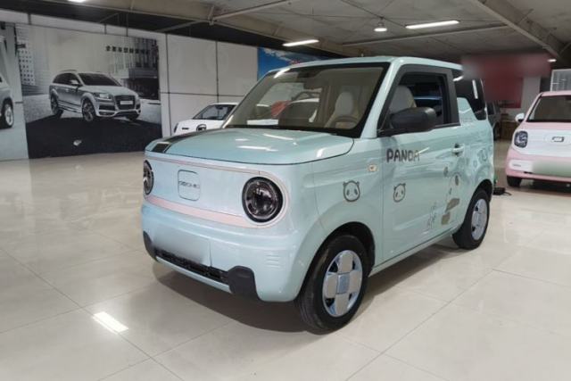 Used Geely Galaxy Panda 2023 Panda Mini 200km Endurance Bear