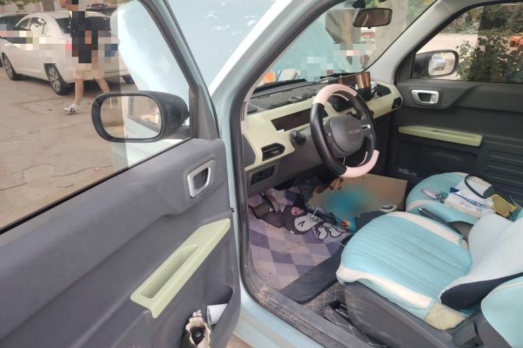 Used Geely Galaxy Panda 2023 Panda Mini 120km Asian Games Edition Driver Seat