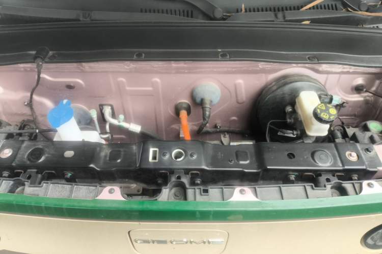 Used Geely Galaxy Panda 2023 Panda Mini 200km Endurance Bear Engine Bay