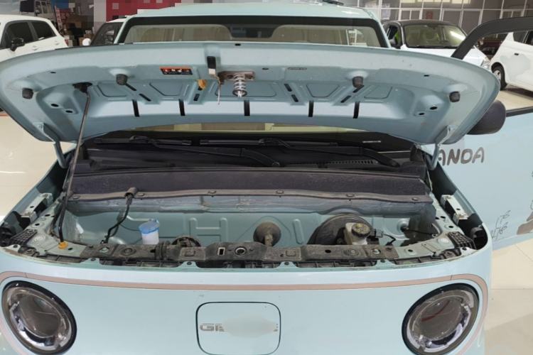 Used Geely Galaxy Panda 2023 Panda Mini 200km Endurance Bear Engine Bay