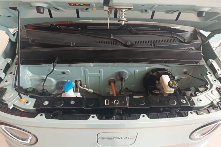 Used Geely Galaxy Panda 2023 Panda Mini 200km Endurance Bear Engine Bay