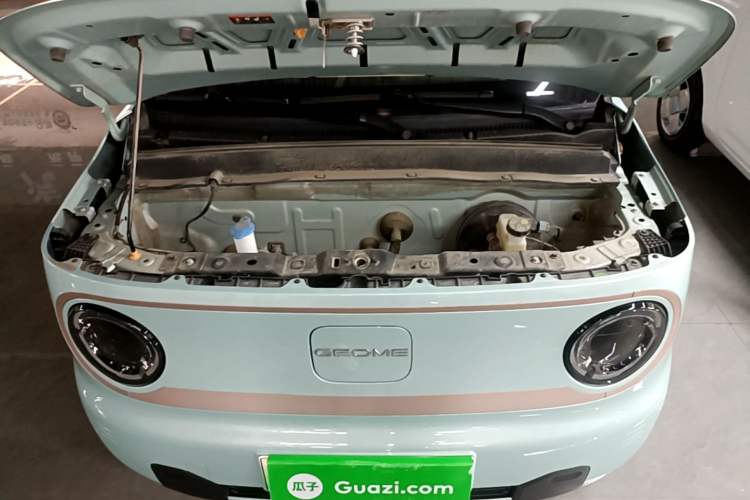Used Geely Galaxy Panda 2023 Panda Mini 200km Endurance Bear Engine Bay