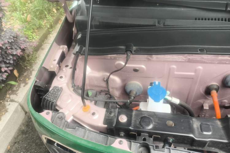 Used Geely Galaxy Panda 2023 Panda Mini 200km Endurance Bear Engine Bay Right