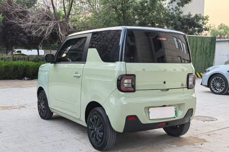 Used Geely Galaxy Panda 2023 Panda Mini 200km Endurance Bear Exterior 4