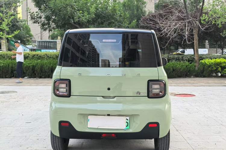Used Geely Galaxy Panda 2023 Panda Mini 200km Endurance Bear Exterior 5