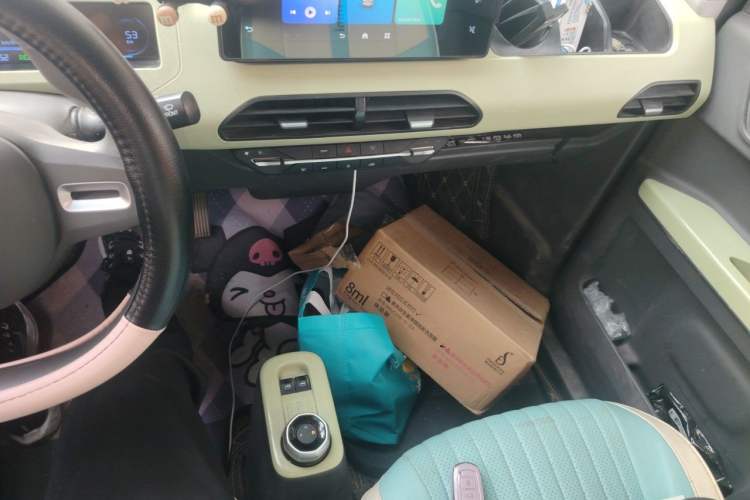 Used Geely Galaxy Panda 2023 Panda Mini 120km Asian Games Edition Gear Lever
