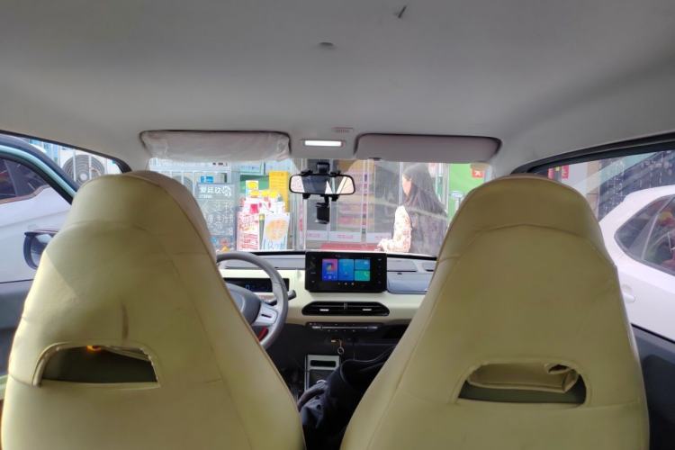 Used Geely Galaxy Panda 2023 Panda Mini 200km Endurance Bear Headliner