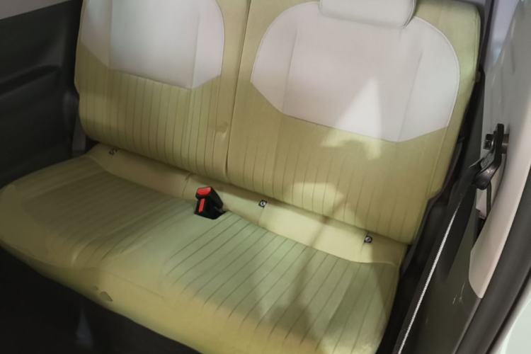 Used Geely Galaxy Panda 2023 Panda Mini 200km Endurance Bear Left Rear Seat