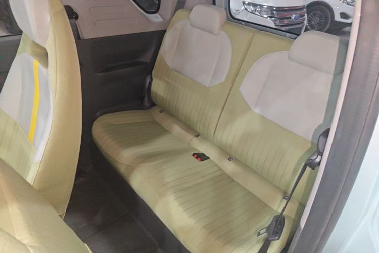 Used Geely Galaxy Panda 2023 Panda Mini 200km Endurance Bear Left Rear Seat